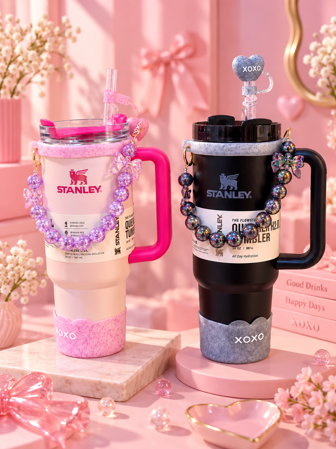 Charm tumbler with straw