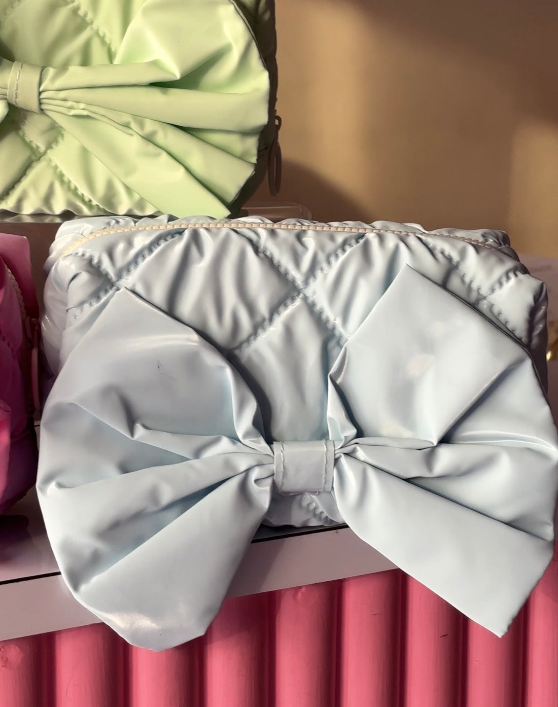 Bow multipurpose pouch