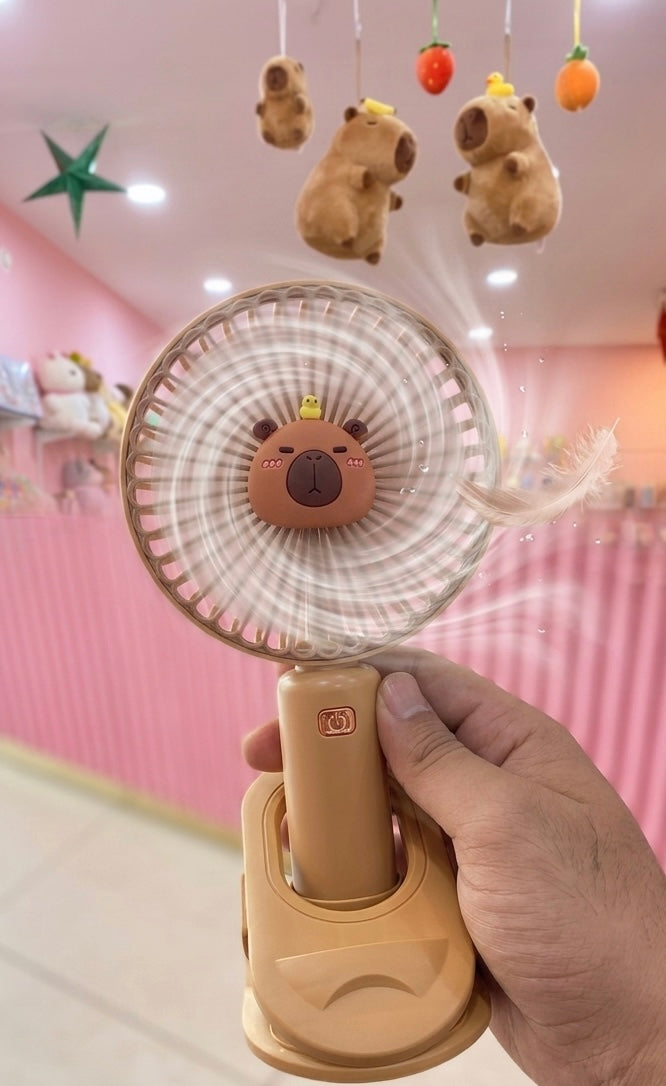 Capybara handfan with clip stand