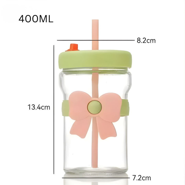 Bow glass mug with straw