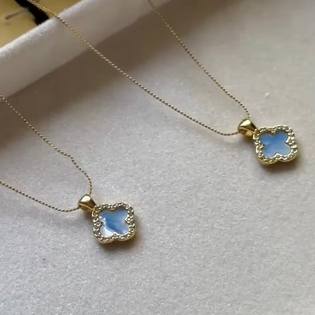 Blue aurora neckpiece