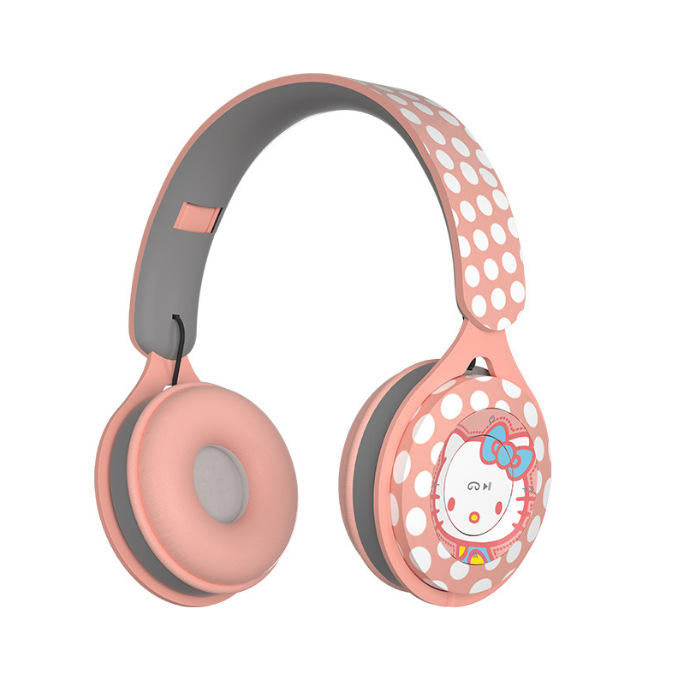 Hello kitty themed headphone