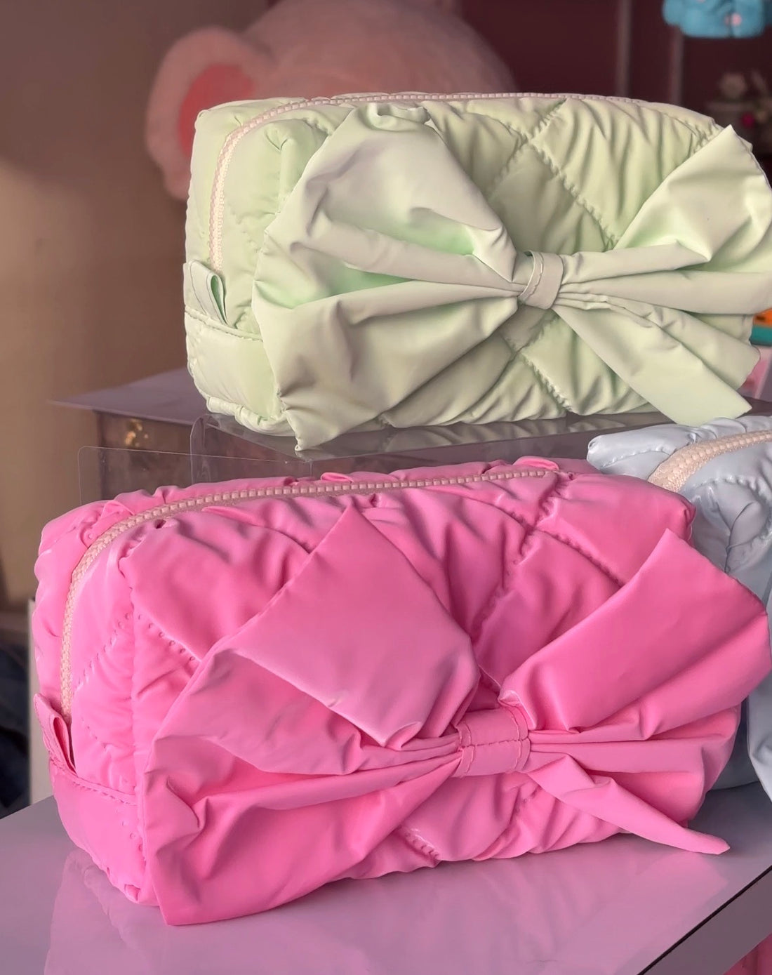Bow multipurpose pouch
