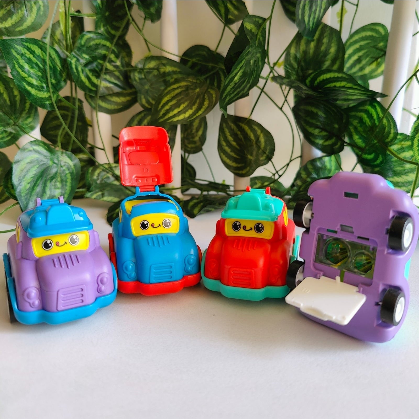 Kawaii toy car sharpener