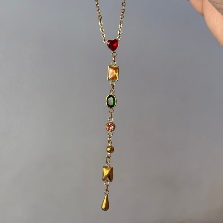 Multicolour droplet neckpiece