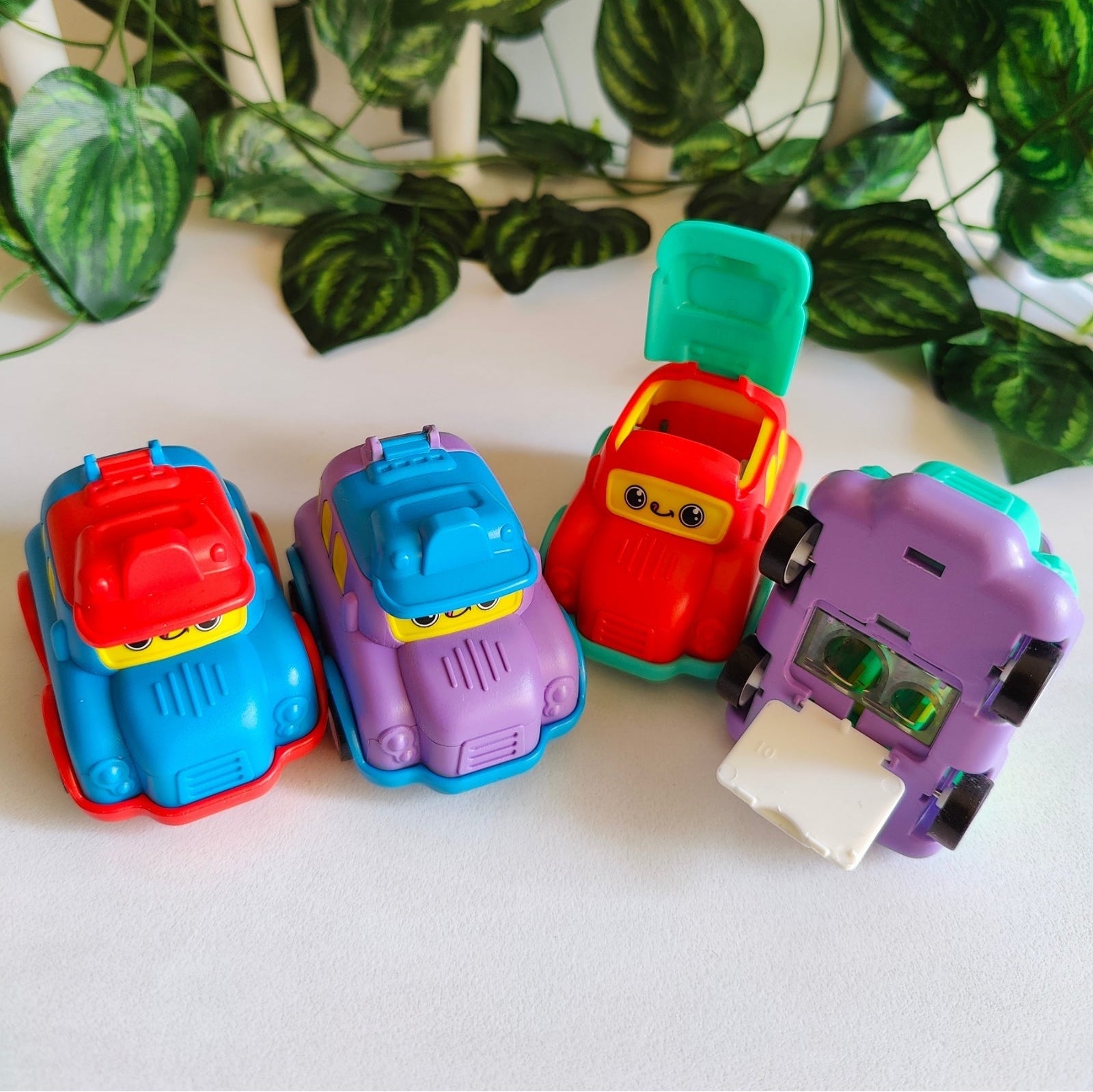 Kawaii toy car sharpener