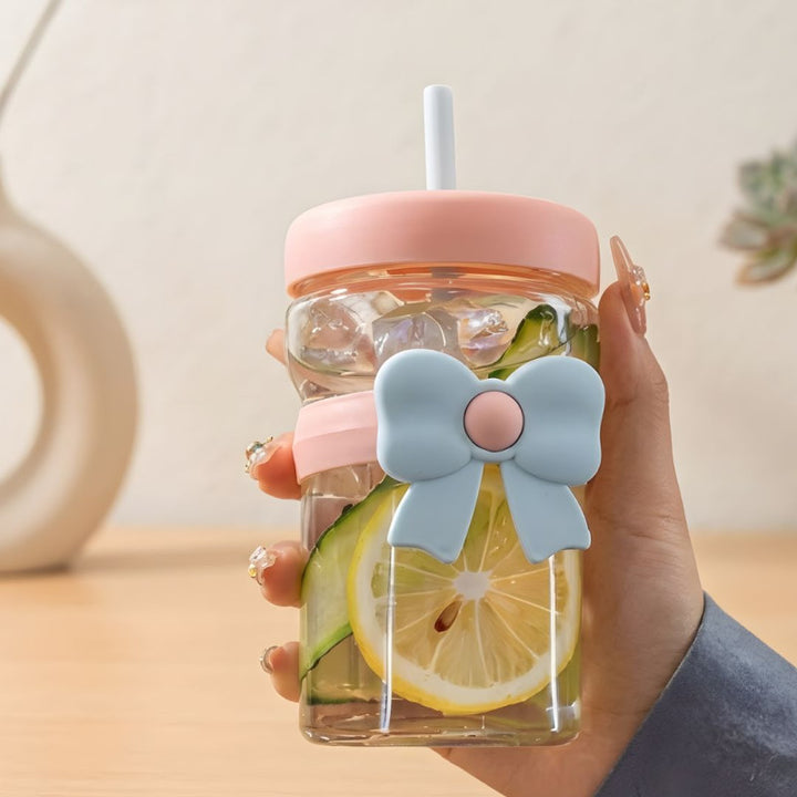 Bow glass mug with straw