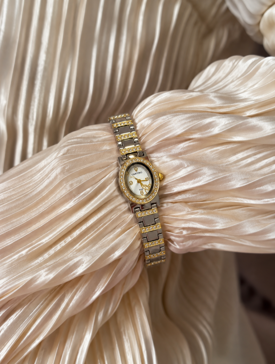 Celeste Éclat | Crystal Oval Watch