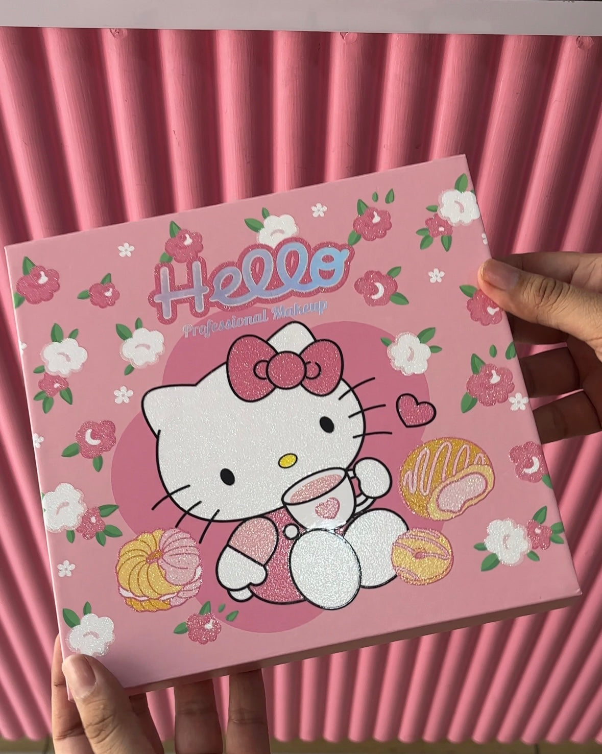 Kawaii makeup pallete