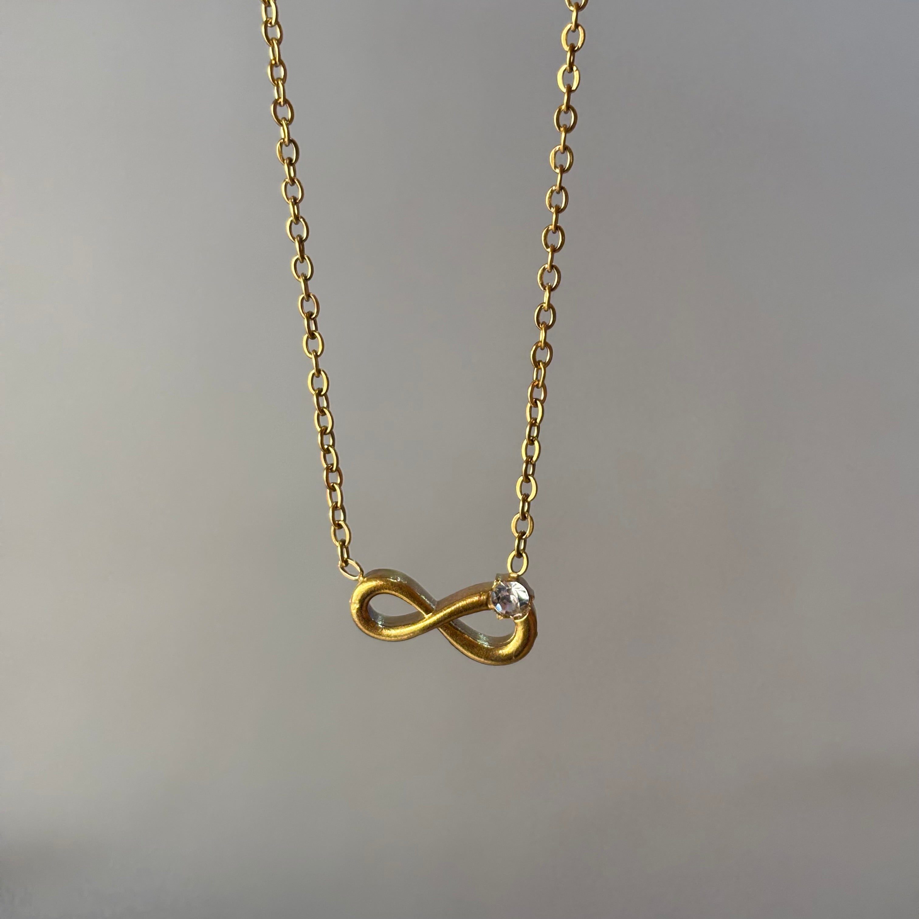 Diamond infinity neckpiece