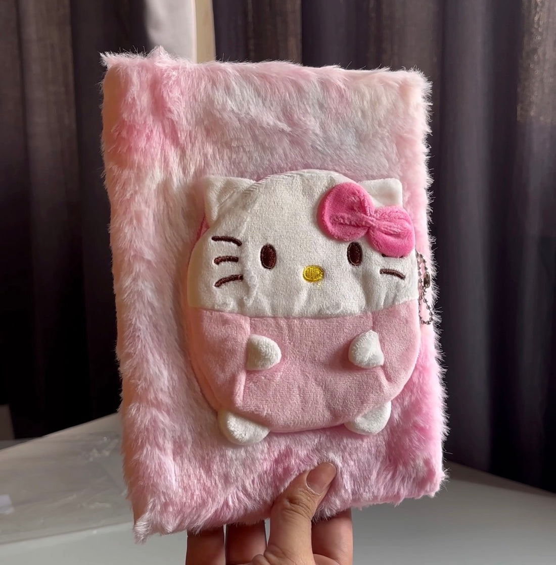 Hello kitty fur notebook with pouch