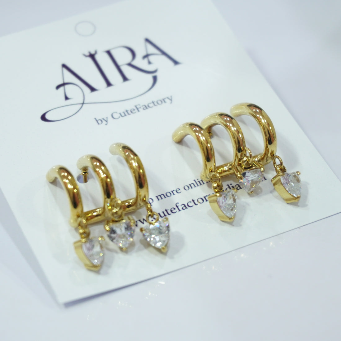 Hugging a.diamond Anti tarnish earrings