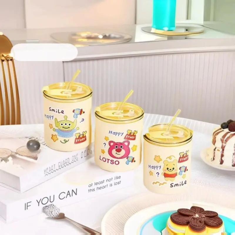 Kawaii cartoon mug with straw