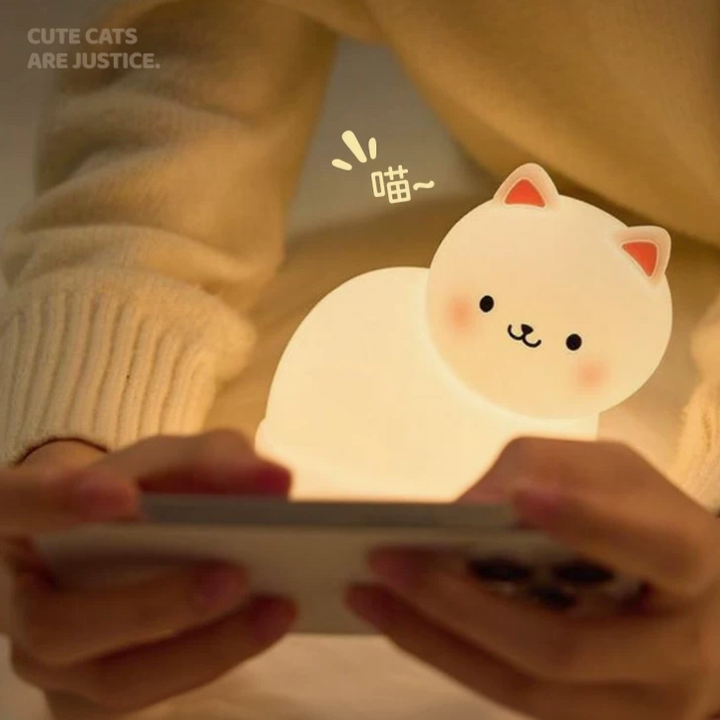 Kawaii kitty touch lamp