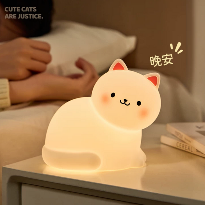 Kawaii kitty touch lamp