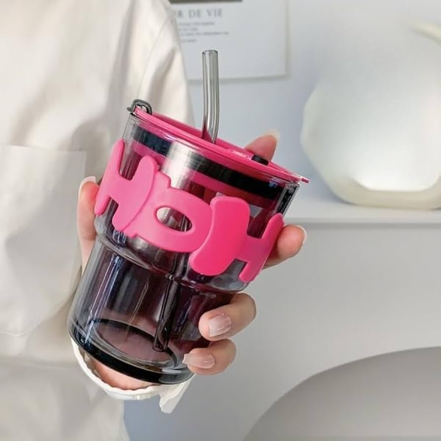 Hohoho pink and black glass sipper