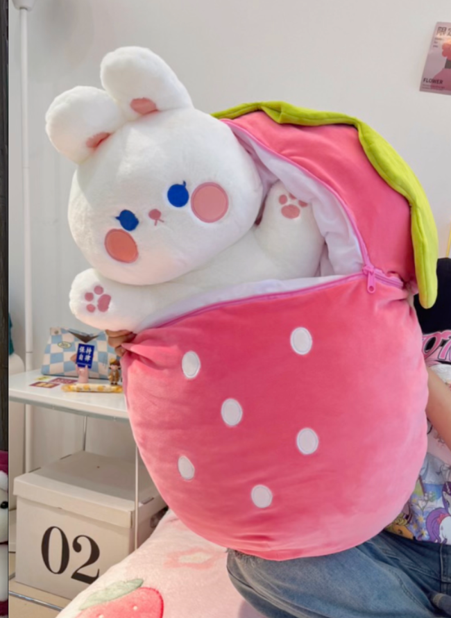 Surprise strawberry 32cm