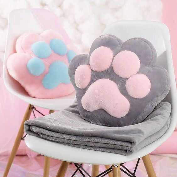 Paw pillow with blanket