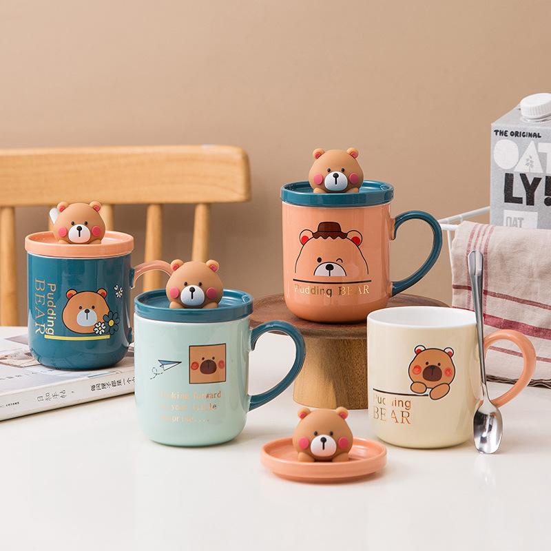 Pudding bear mug with lid and spoon