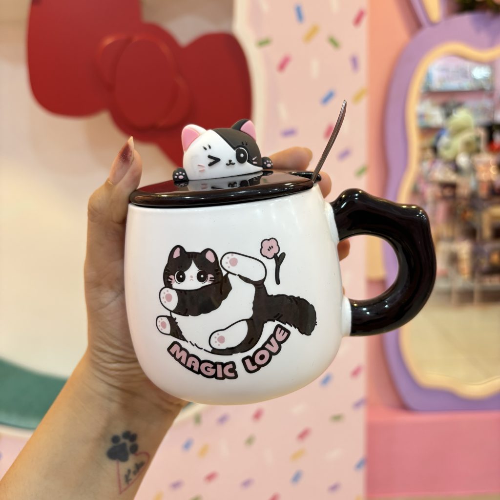 Cute cat mug