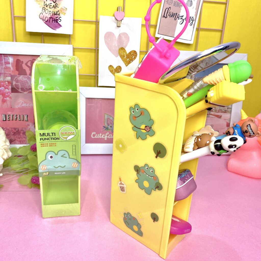 Desk organiser