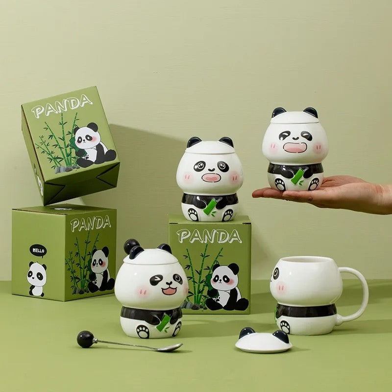 Panda mug with lid and spoon