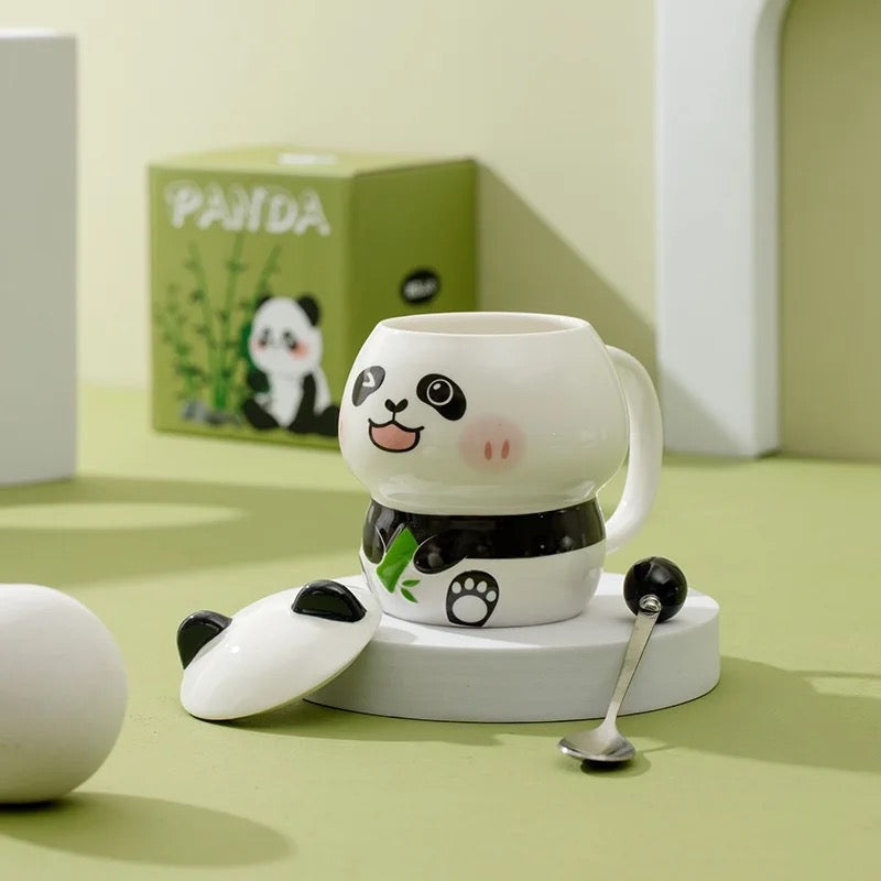 Panda mug with lid and spoon